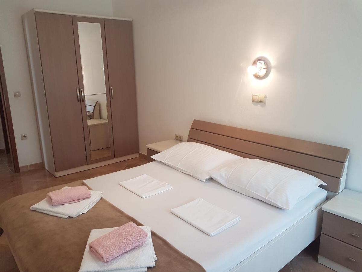 Apartments Andrea II バスカ エクステリア 写真